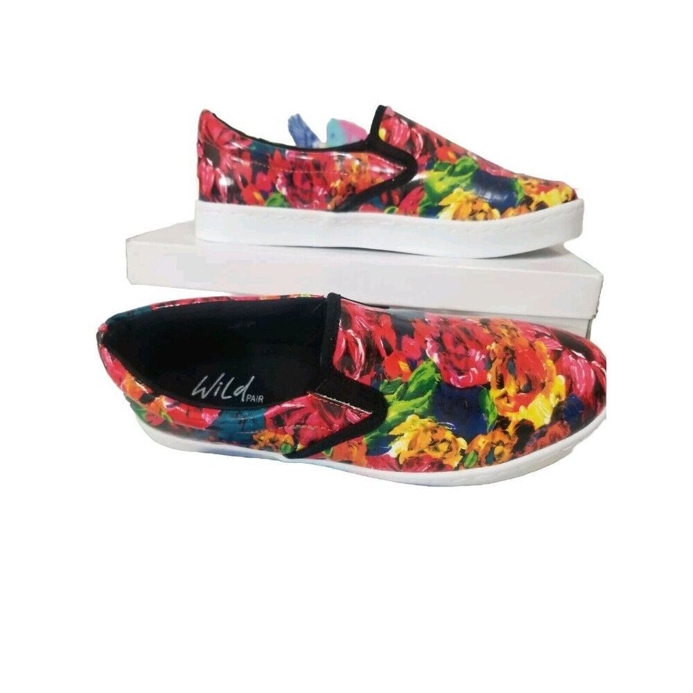 Wild Pair Women's Size 7 M Alondra Floral fashion Sneakers  multicolor (54)